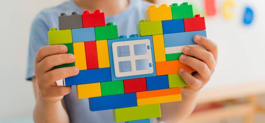 ให้ลูกเรียนต่อเลโก้ดีอย่างไร? ทำความรู้จักกับตัวต่อ Duplo